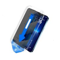 Zatmavovací ochranné sklo pro iPhone 13, 13 Pro, 14 a 16E s instalačním rámečkem