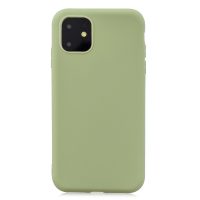 Matný silikonový obal na iPhone 11 - Hráškově zelená